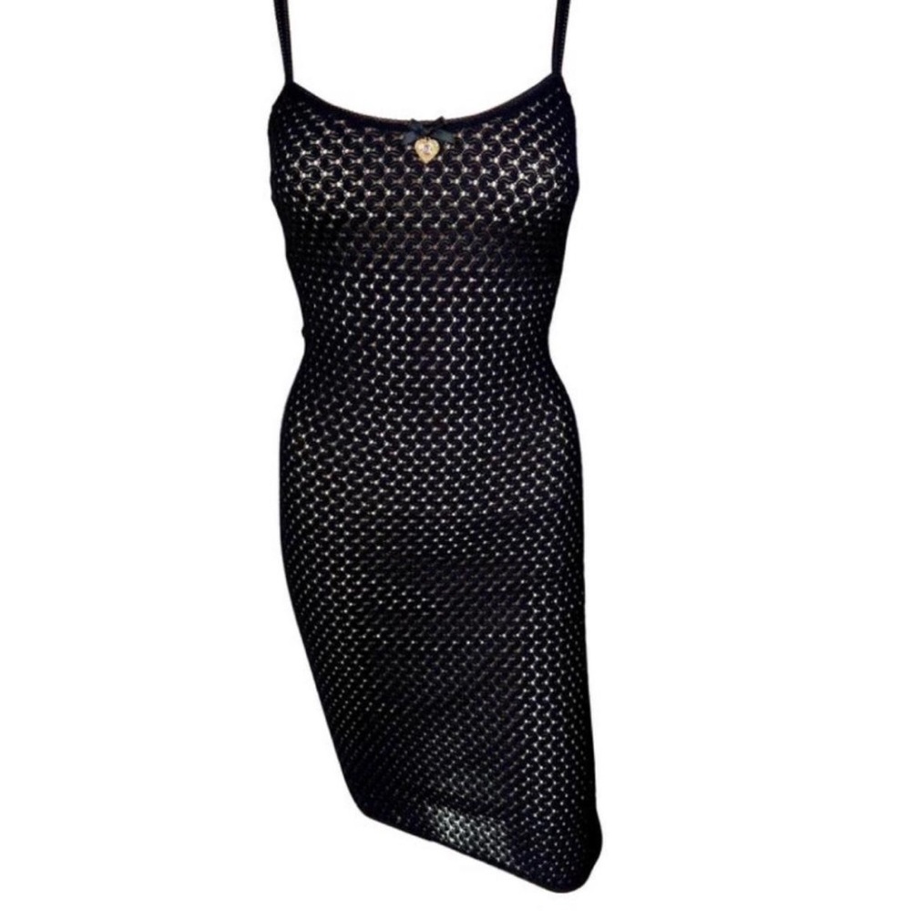 D&G by Dolce & Gabbana 1990's
Sheer Knit Fishnet Virgin Mary Charm CREAM COLOR